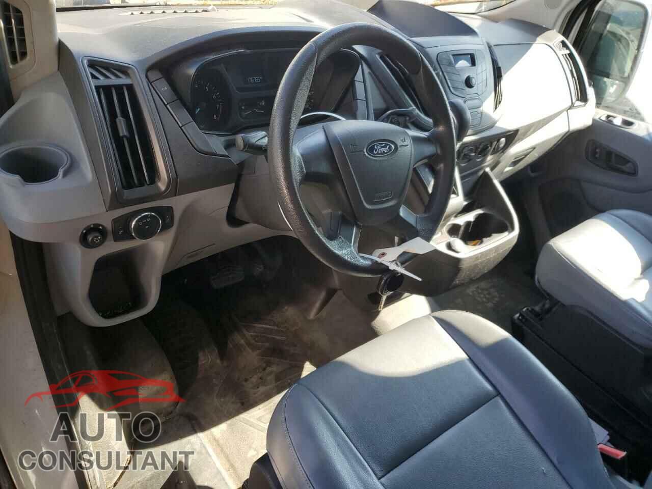 FORD TRANSIT 2017 - 1FTYR2CMXHKB24537