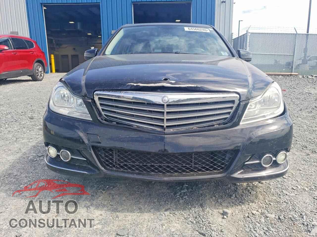 MERCEDES-BENZ C-CLASS 2012 - WDDGF8FB5CA708253