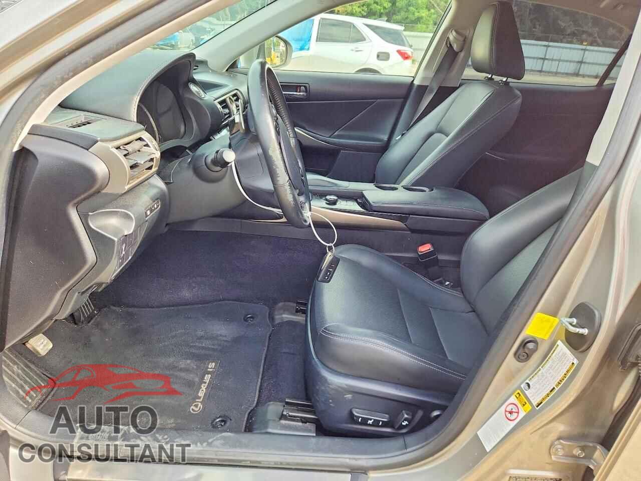 LEXUS IS 2014 - JTHBF1D28E5019638