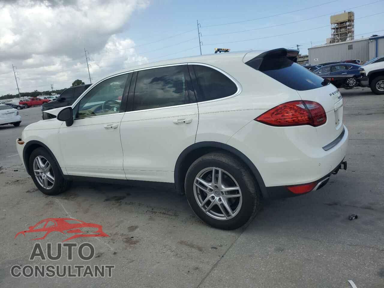 PORSCHE CAYENNE 2012 - WP1AA2A23CLA02615