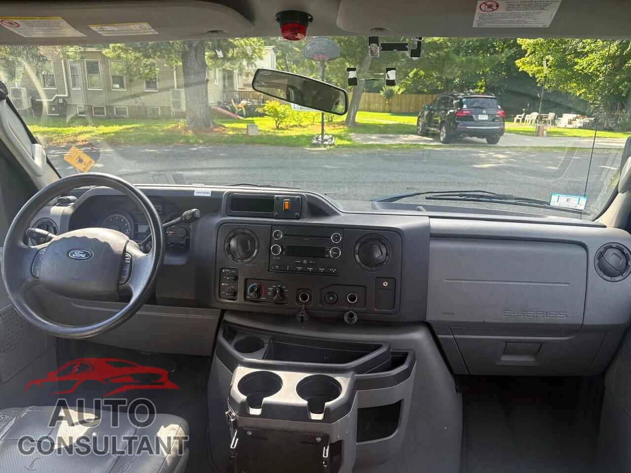 FORD ECONOLINE 2013 - 1FTNE2EW5DDB17877