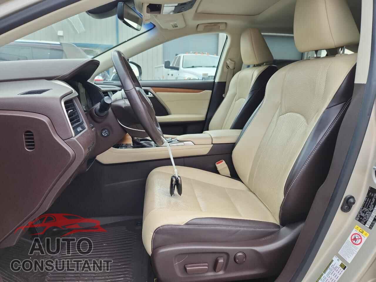 LEXUS RX350 2017 - 2T2BZMCA8HC058705