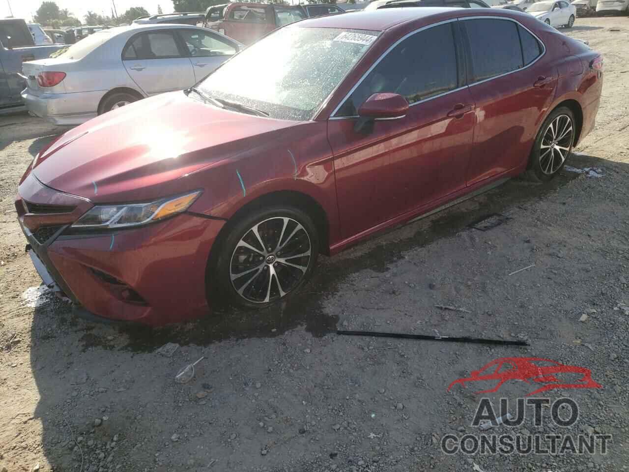 TOYOTA CAMRY 2018 - 4T1B11HK3JU666289