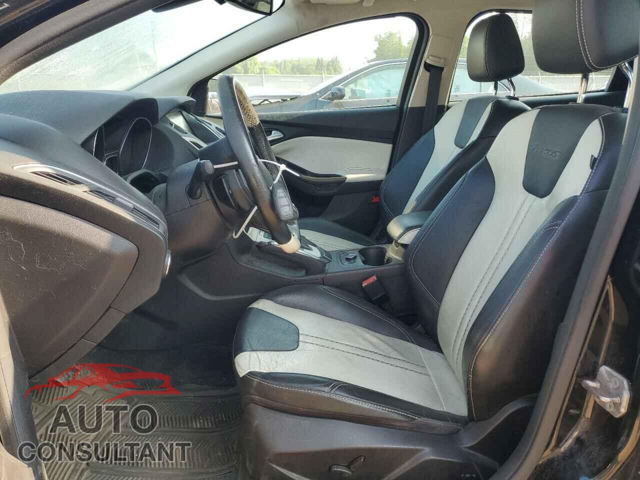 FORD FOCUS 2012 - 1FAHP3N23CL350015