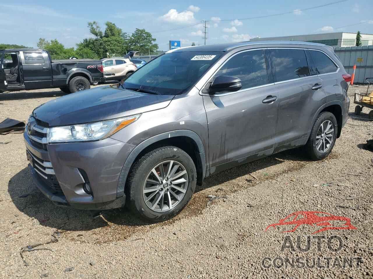 TOYOTA HIGHLANDER 2019 - 5TDJZRFH4KS613671