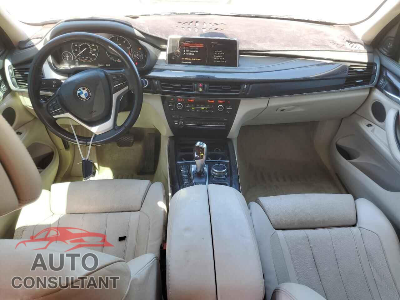 BMW X5 2014 - 5UXKS4C52E0C07371