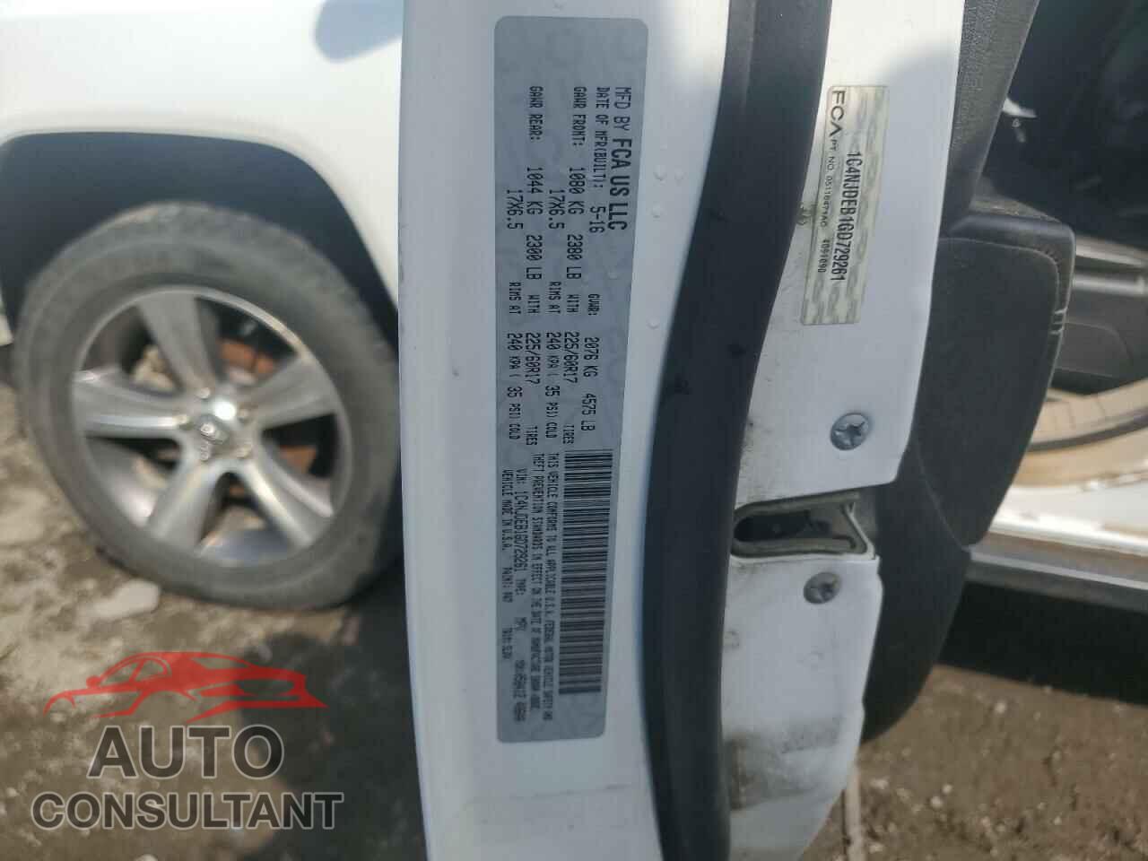 JEEP COMPASS 2016 - 1C4NJDEB1GD729261