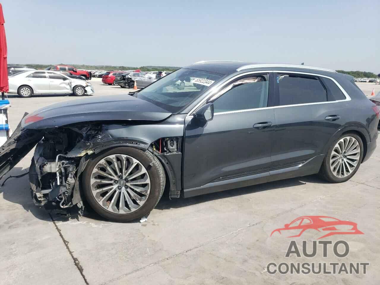 AUDI E-TRON 2019 - WA1VABGEXKB008799