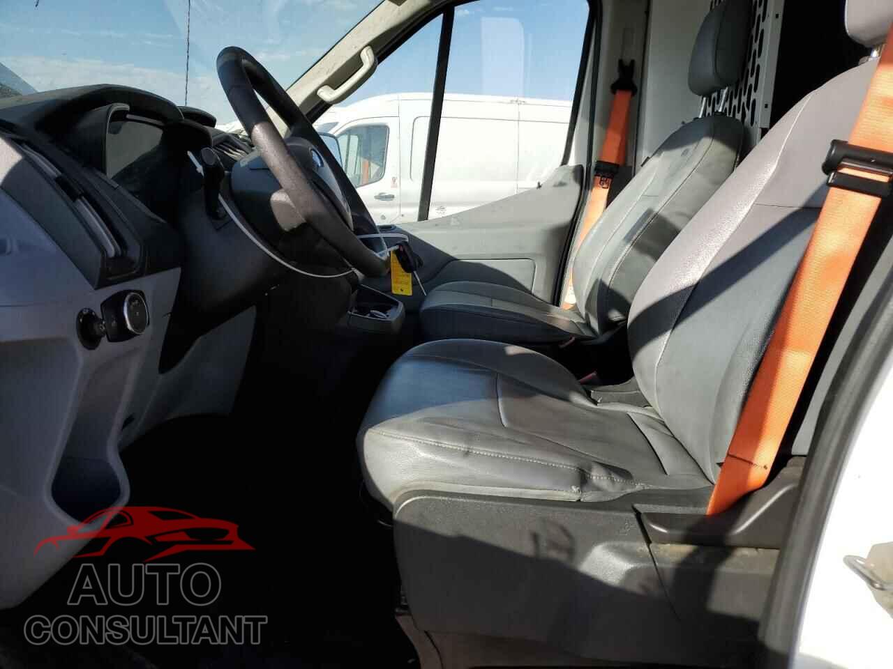 FORD TRANSIT 2019 - 1FTYE2CM8KKB69365