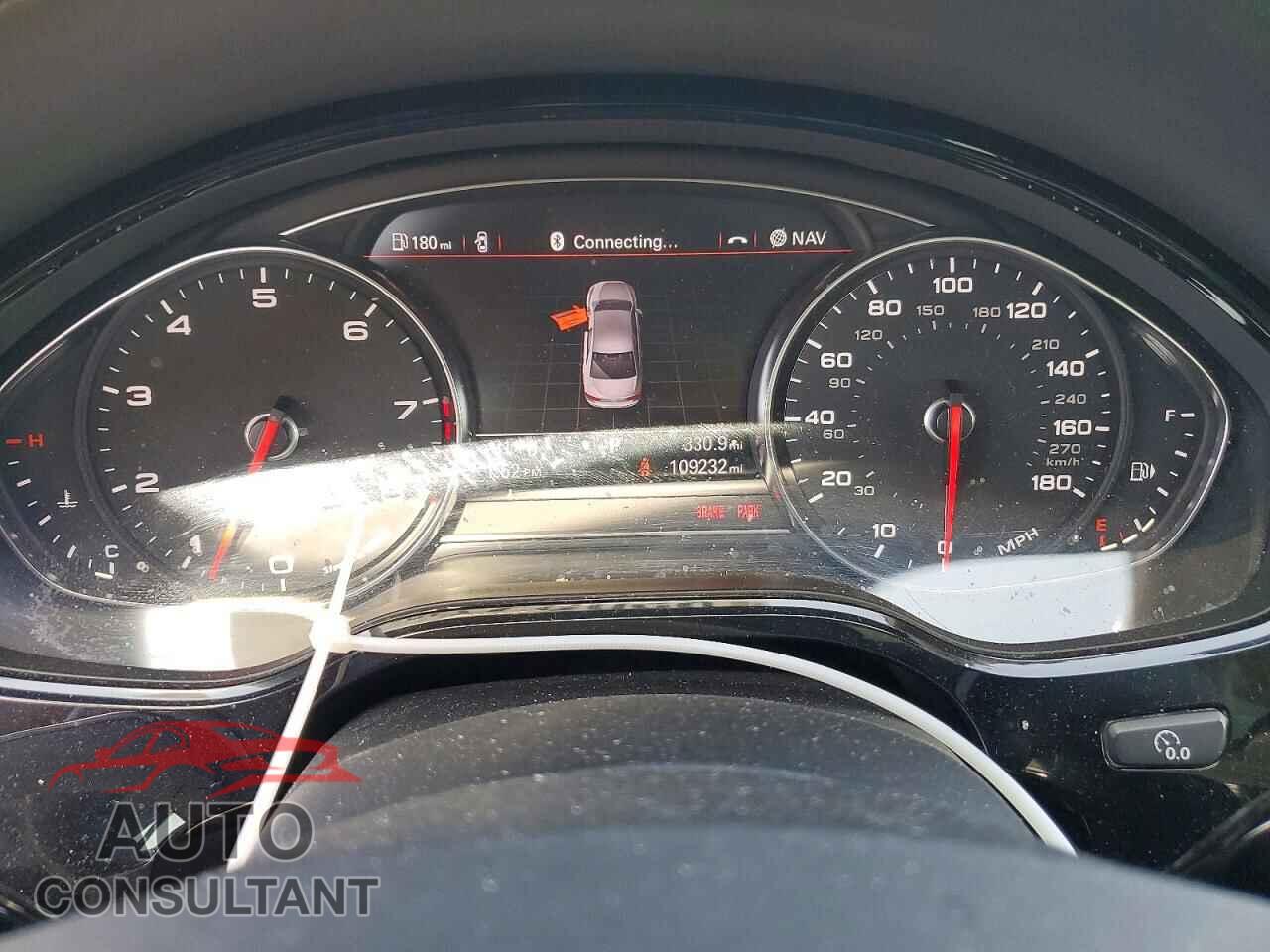 AUDI A8 2011 - WAURVAFD4BN018643