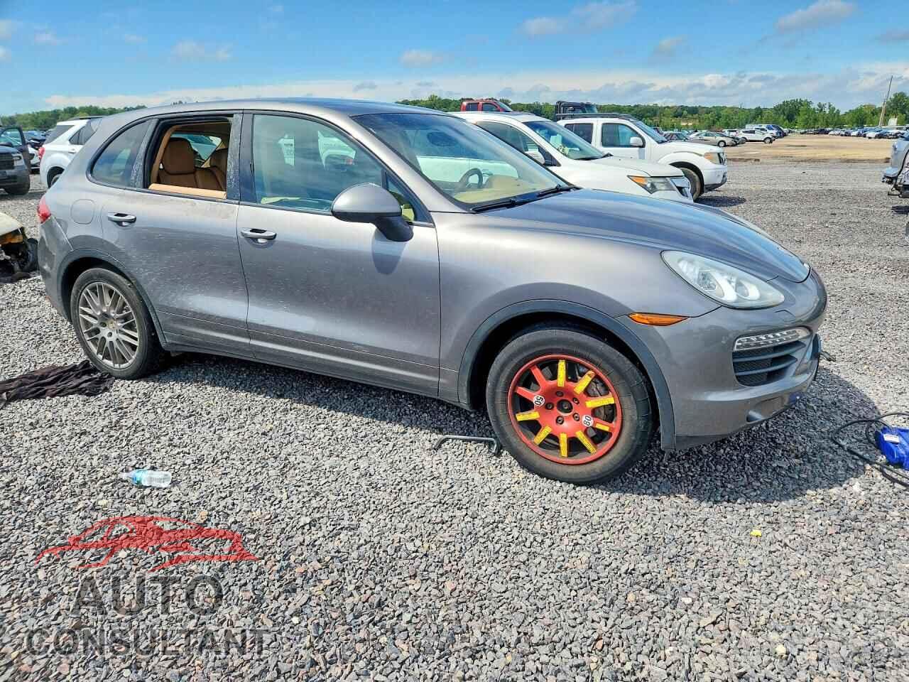 PORSCHE CAYENNE 2012 - WP1AB2A27CLA44881