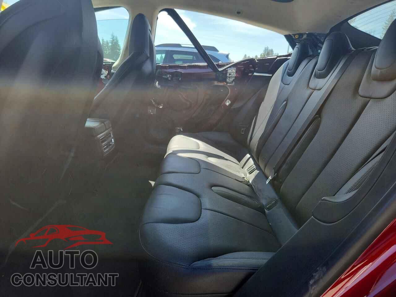 TESLA MODEL S 2012 - 5YJSA1DN8CFS00874