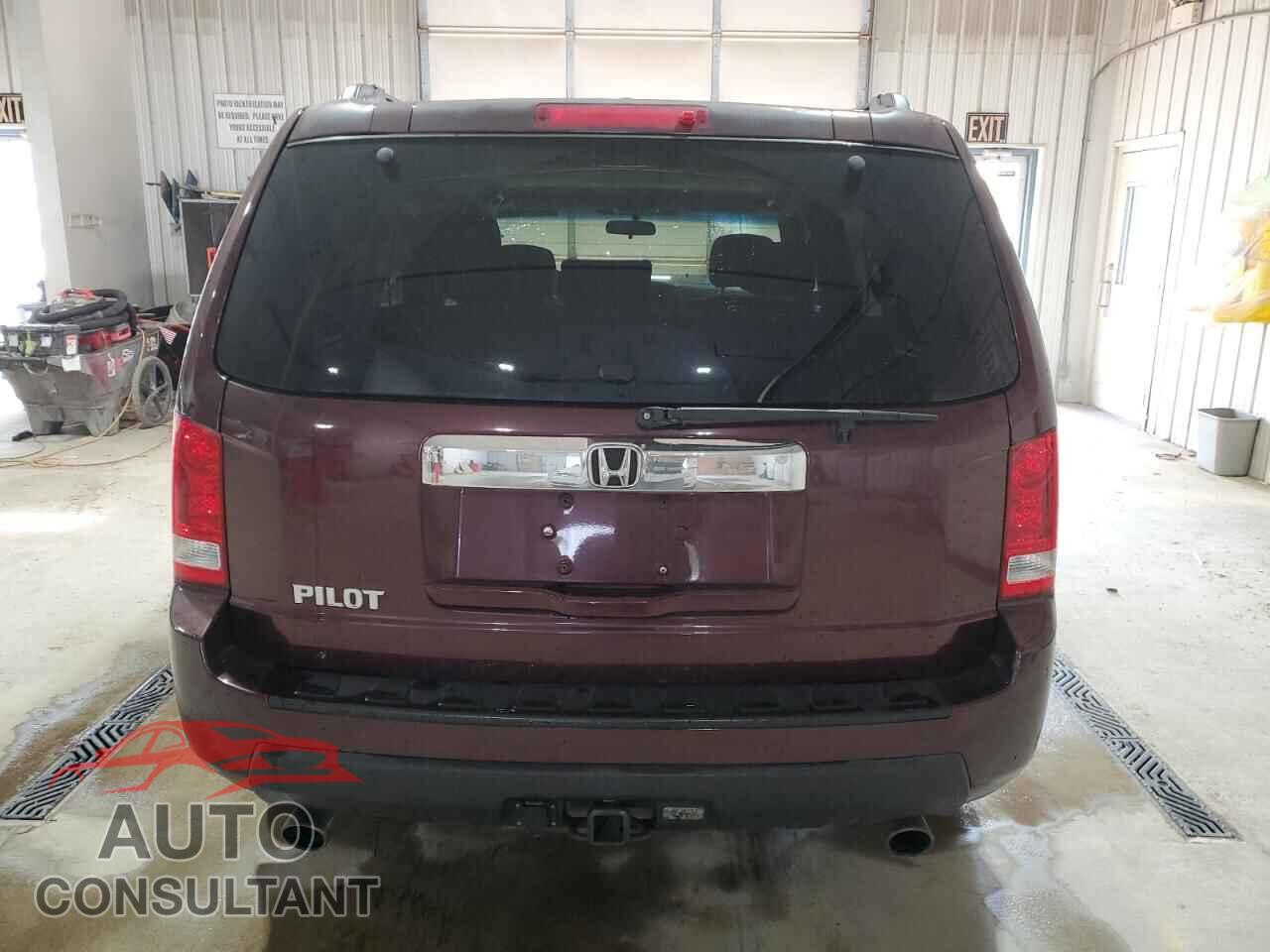 HONDA PILOT 2009 - 5FNYF38499B008901