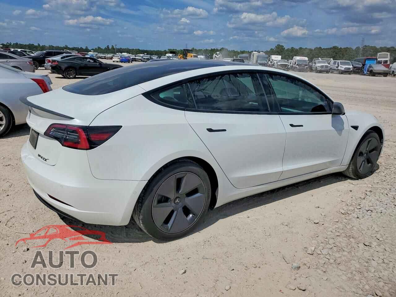TESLA MODEL 3 2021 - 5YJ3E1EA5MF853720