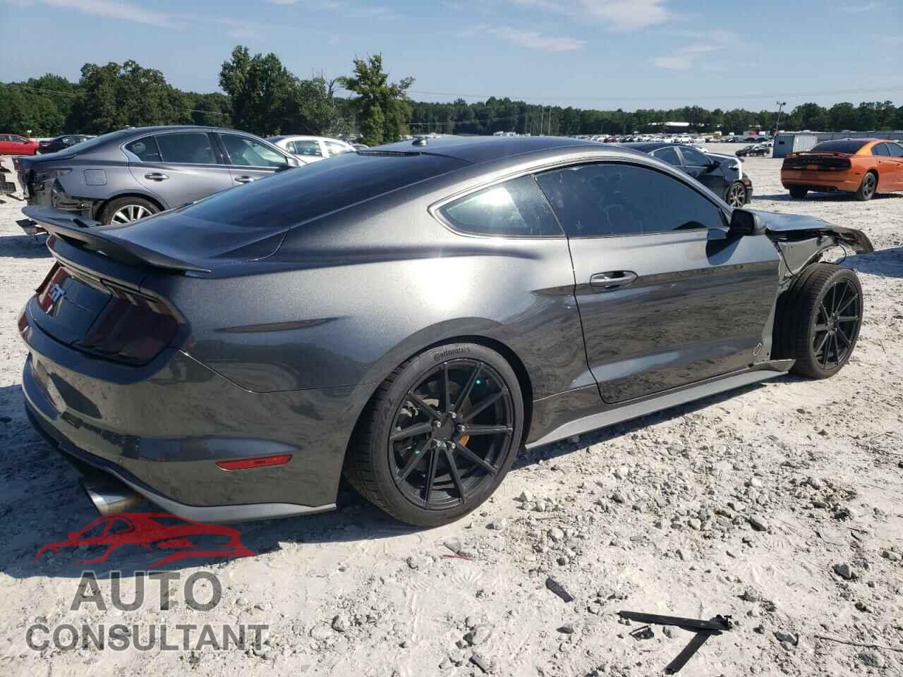 FORD MUSTANG 2019 - 1FA6P8CF1K5199866