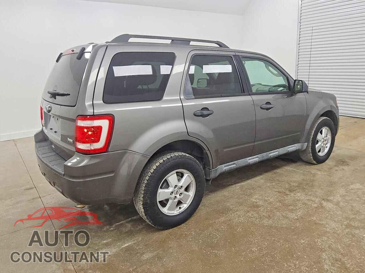 FORD ESCAPE 2010 - 1FMCU0DG7AKD20765