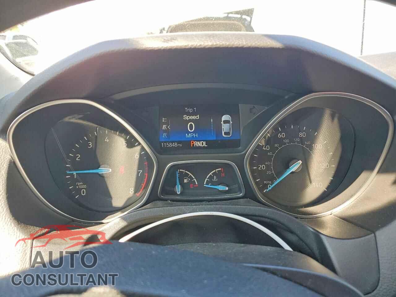 FORD FOCUS 2017 - 1FADP3E29HL325643