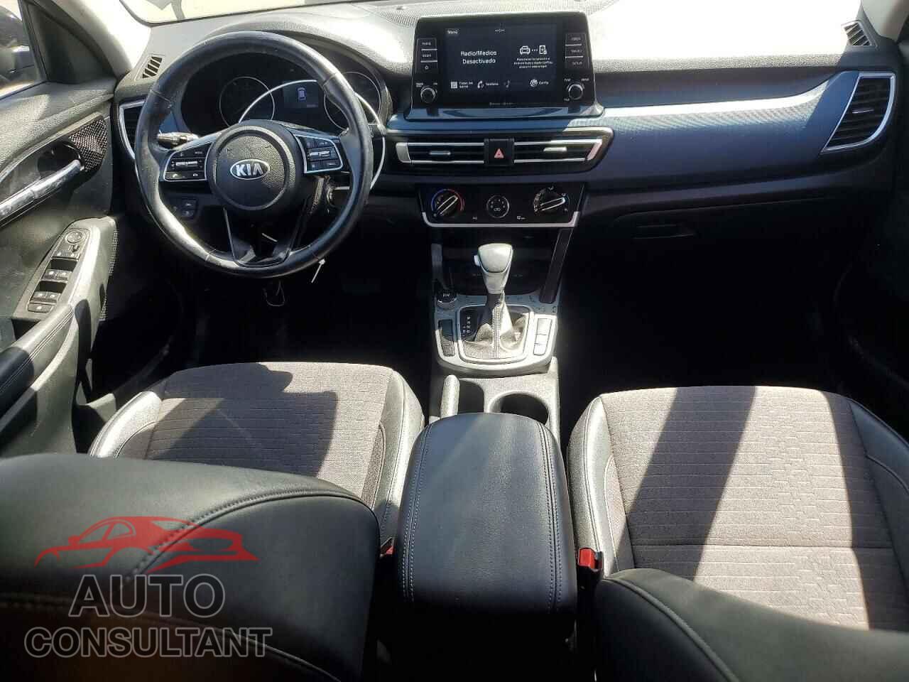 KIA SELTOS 2021 - KNDEU2AA2M7141663