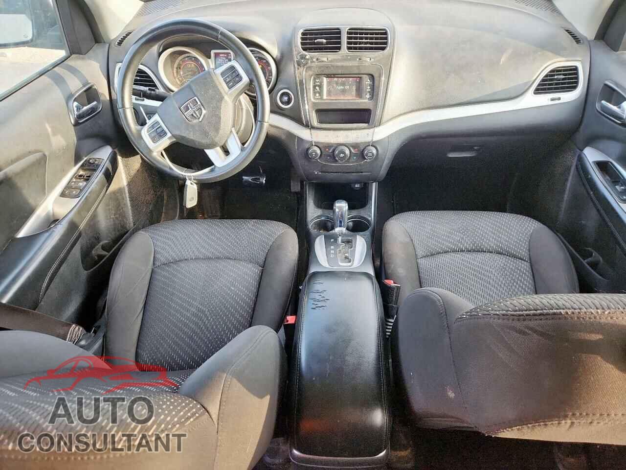 DODGE JOURNEY 2015 - 3C4PDCBB2FT614594