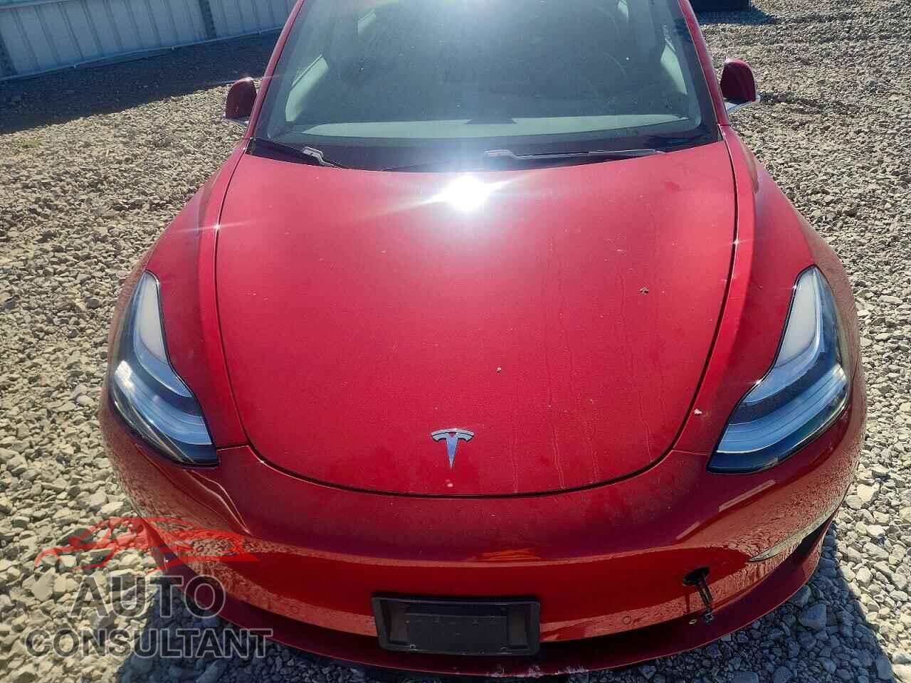 TESLA MODEL 3 2018 - 5YJ3E1EB4JF093431