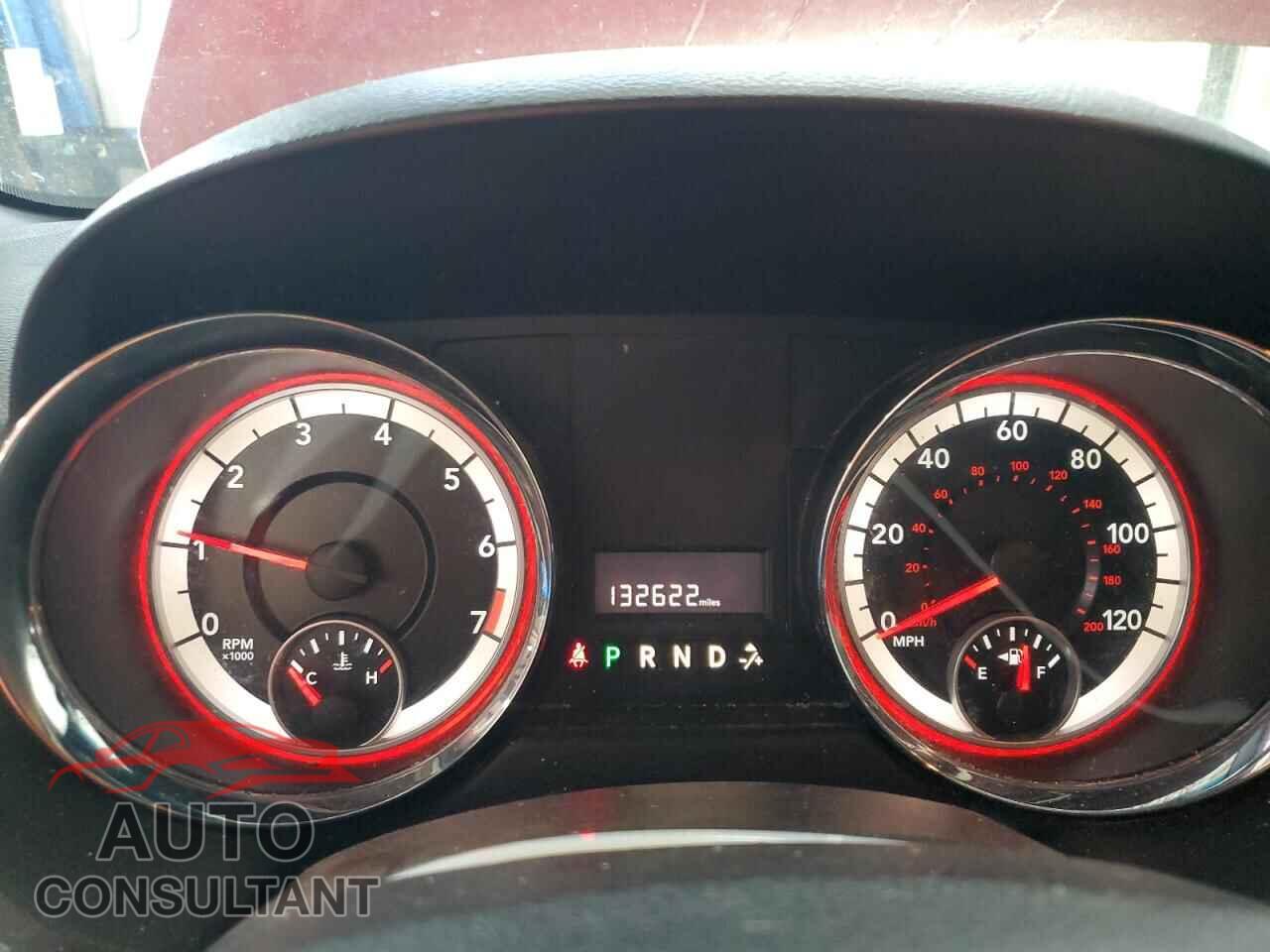 DODGE CARAVAN 2015 - 2C4RDGCG9FR523335