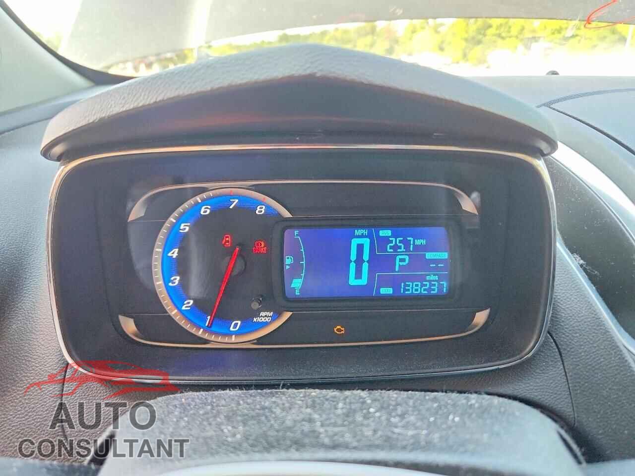 CHEVROLET TRAX 2015 - 3GNCJTSB2FL252801