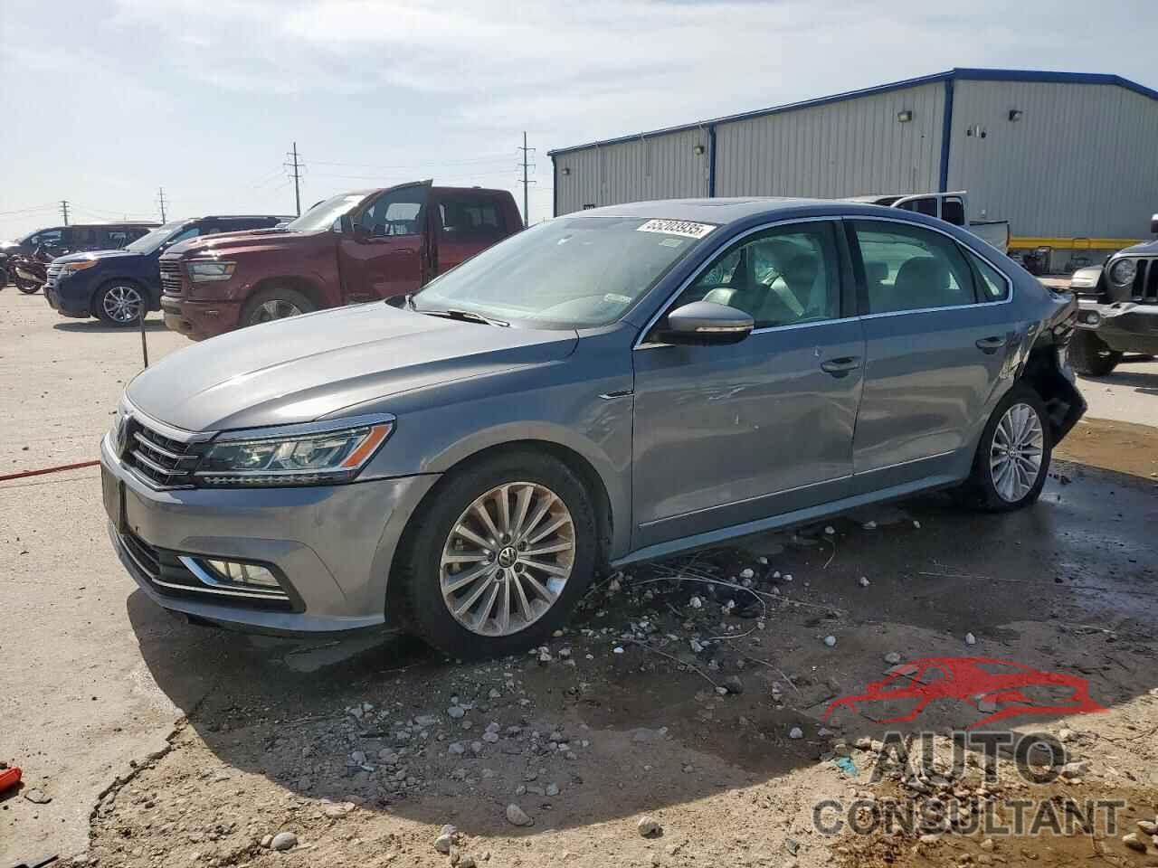 VOLKSWAGEN PASSAT 2017 - 1VWBT7A33HC021515