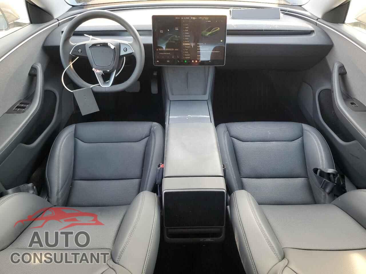 TESLA MODEL 3 2024 - 5YJ3E1EA7RF737717