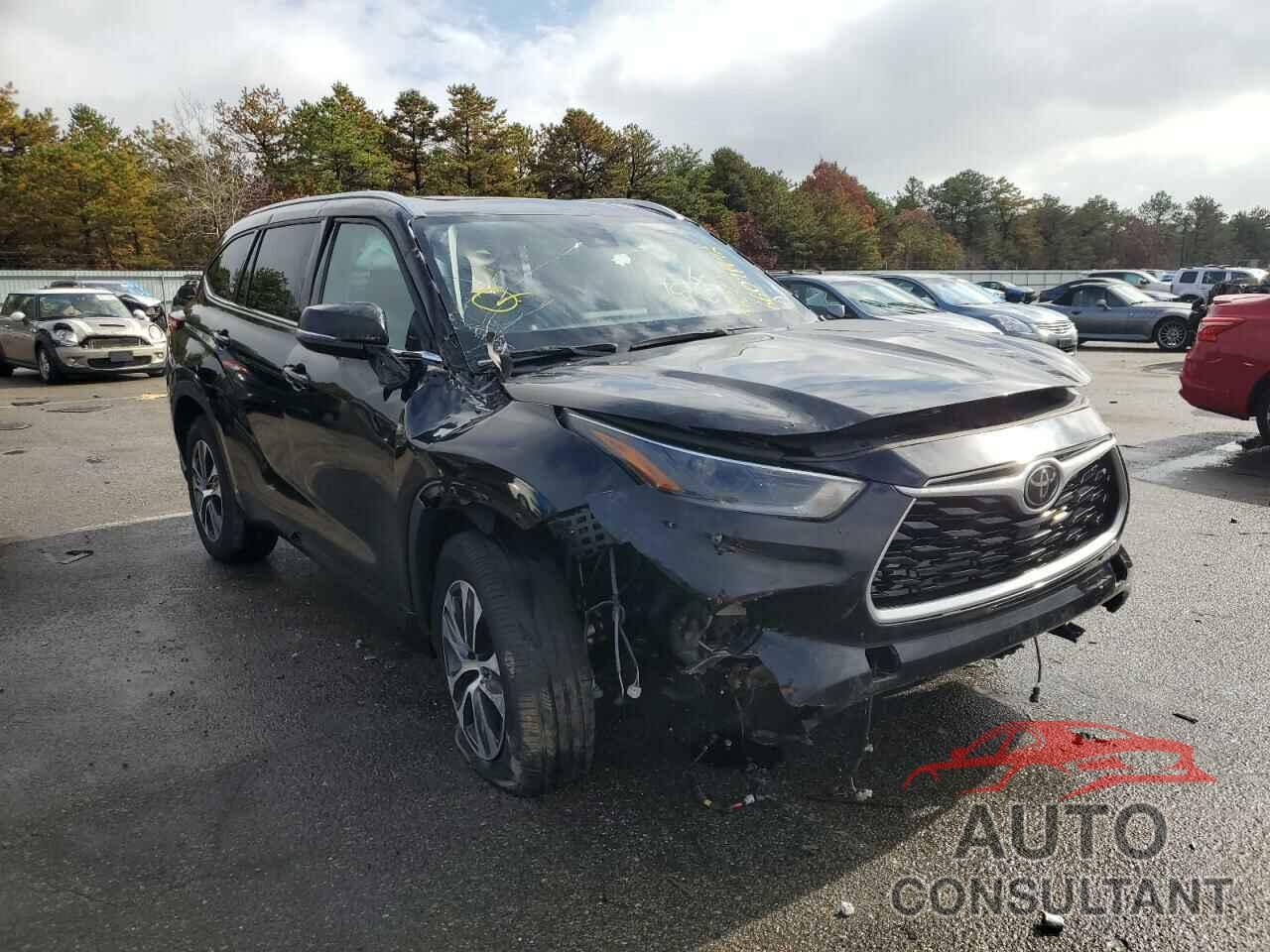 TOYOTA HIGHLANDER 2021 - 5TDGZRAHXMS516222