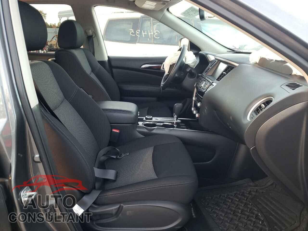 NISSAN PATHFINDER 2018 - 5N1DR2MM7JC648639