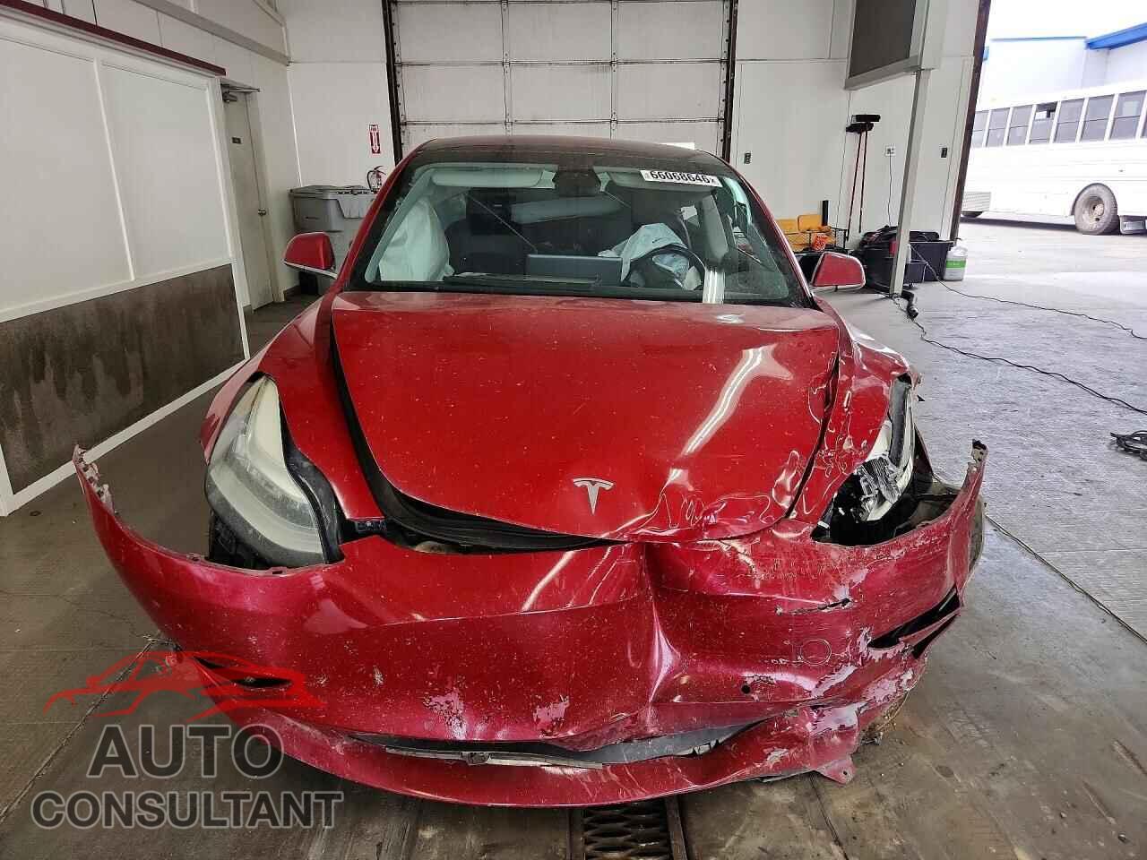 TESLA MODEL 3 2018 - 5YJ3E1EA6JF045503