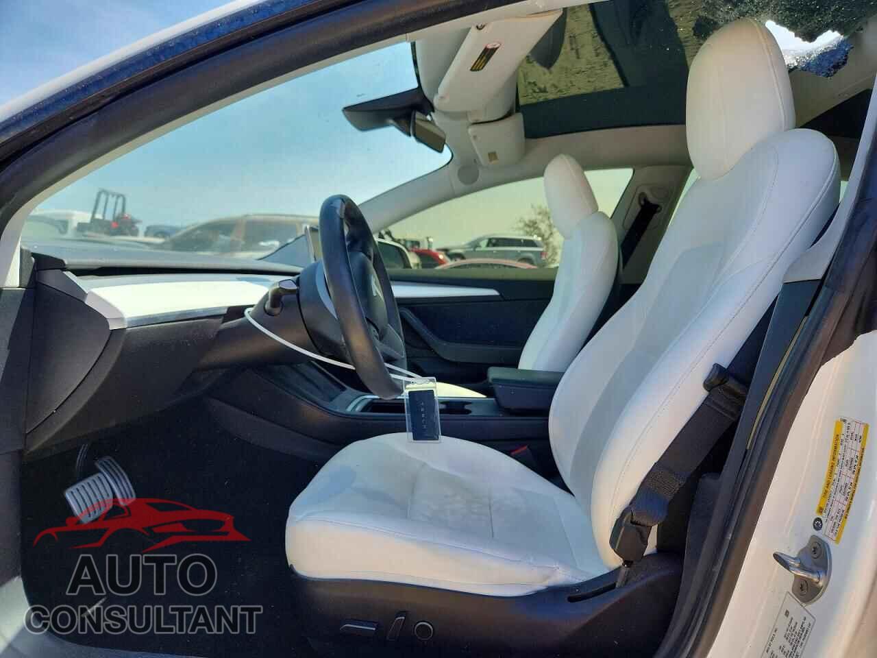 TESLA MODEL 3 2021 - 5YJ3E1EC9MF074001