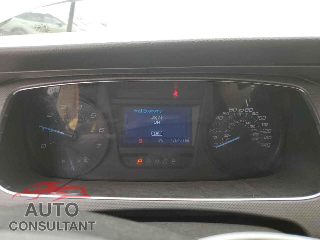 FORD TAURUS 2015 - 1FAHP2D83FG142908