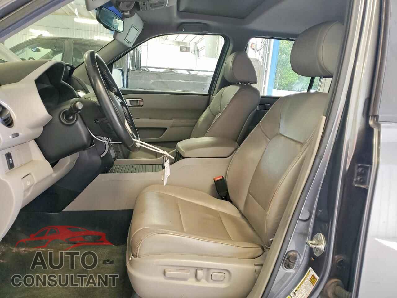 HONDA PILOT 2013 - 5FNYF4H5XDB075367