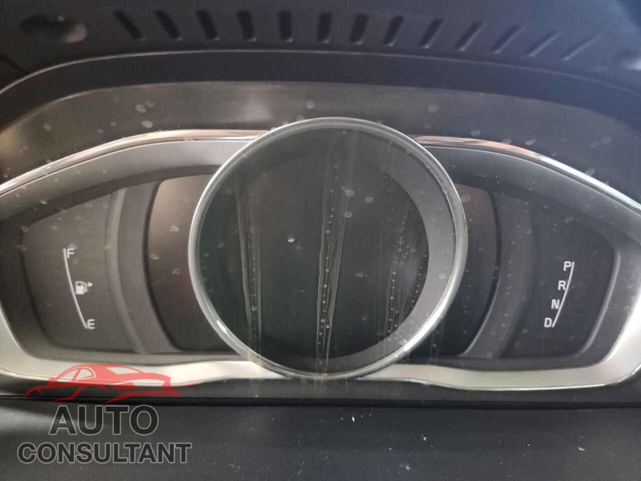 VOLVO S60 2015 - YV140MFK9F2359596