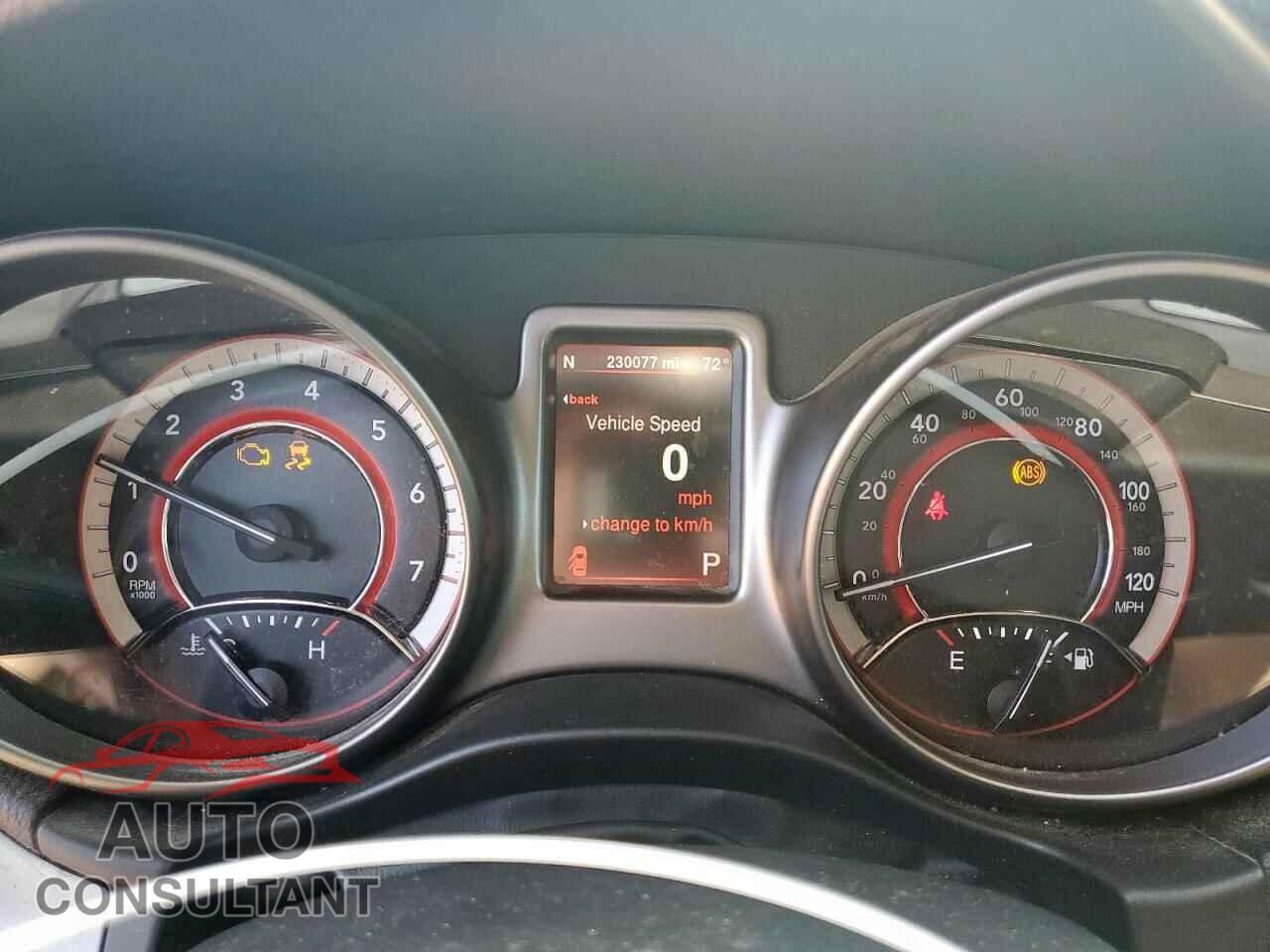 DODGE JOURNEY 2015 - 3C4PDCGB2FT719693
