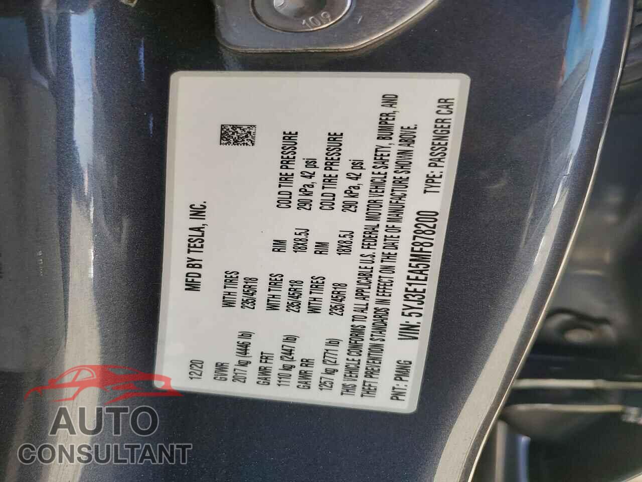 TESLA MODEL 3 2021 - 5YJ3E1EA5MF878200