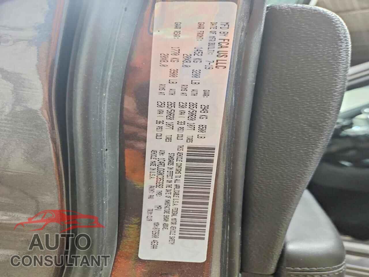 DODGE DURANGO 2019 - 1C4RDJDG0KC853282