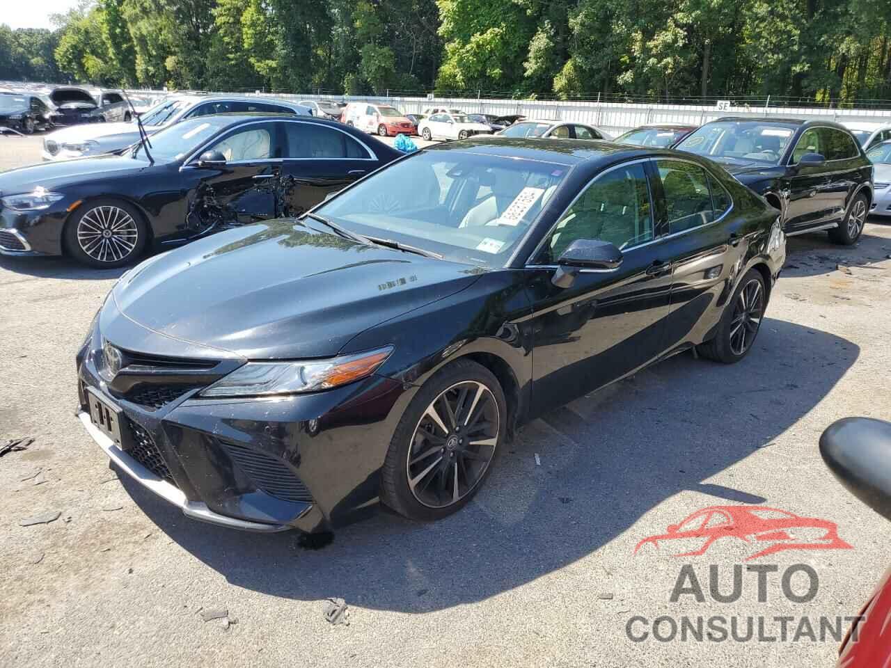 TOYOTA CAMRY 2018 - 4T1B61HK7JU125327