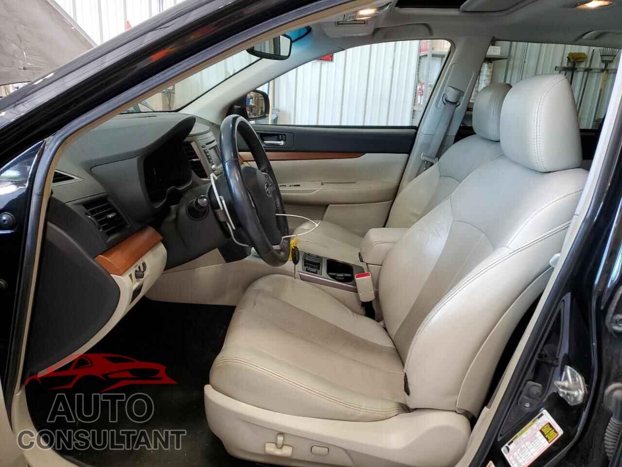 SUBARU OUTBACK 2013 - 4S4BRBKC2D3203876