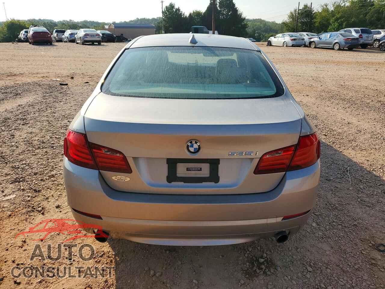 BMW 5 SERIES 2013 - WBAFR7C58DC822014