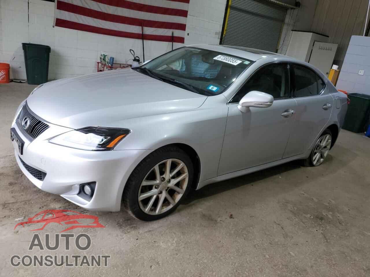 LEXUS IS 2012 - JTHCF5C23C5054615