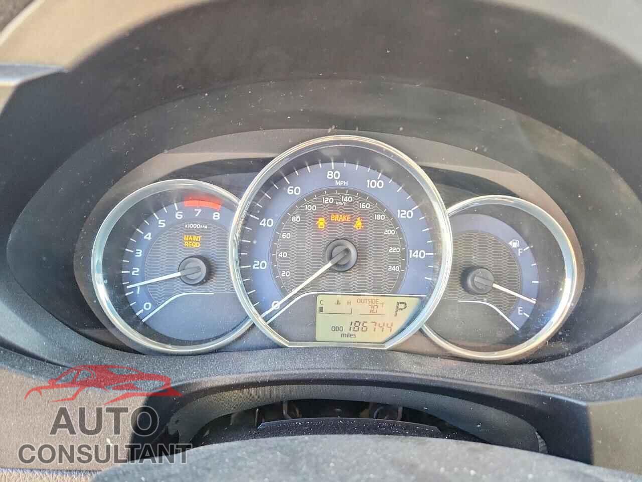 TOYOTA COROLLA 2015 - 2T1BURHE3FC402630