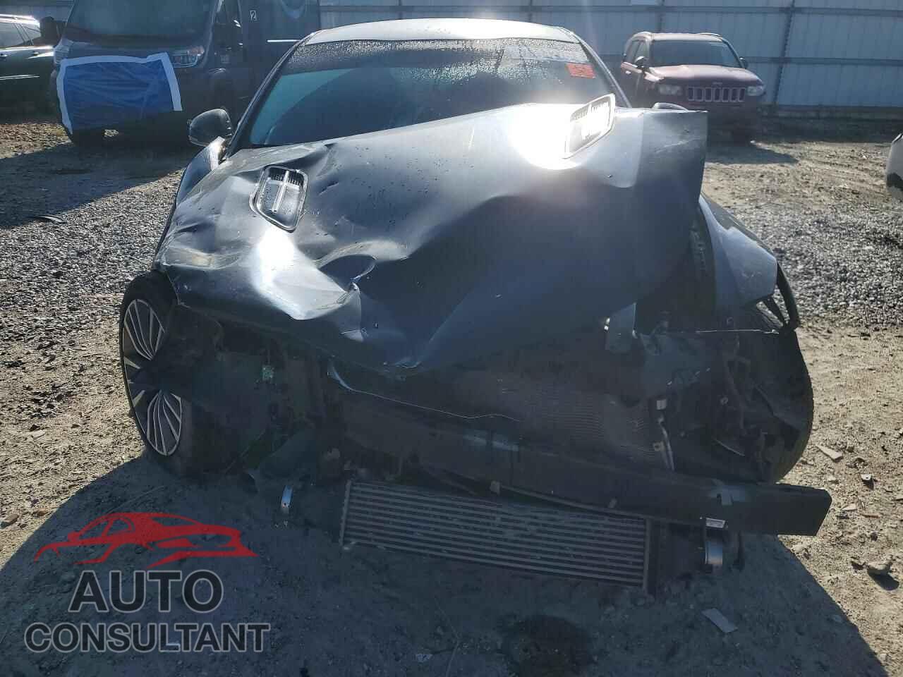 KIA STINGER 2019 - KNAE15LA3K6043653