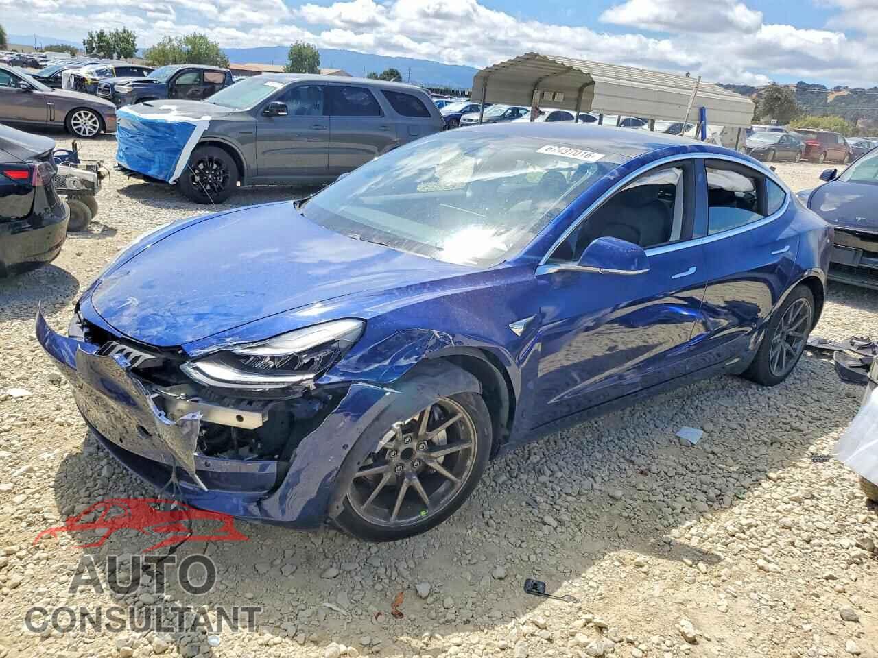 TESLA MODEL 3 2018 - 5YJ3E1EA7JF160952