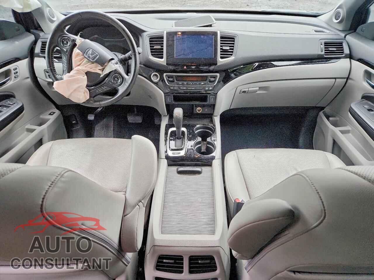 HONDA RIDGELINE 2017 - 5FPYK3F76HB002102