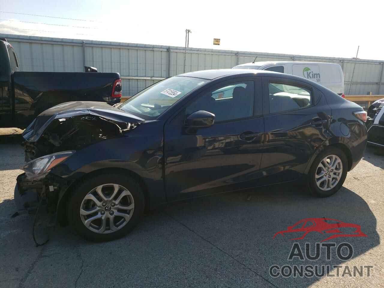 TOYOTA YARIS 2017 - 3MYDLBYV3HY163667
