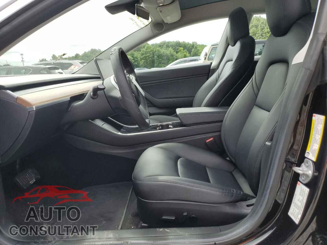 TESLA MODEL 3 2018 - 5YJ3E1EBXJF071515