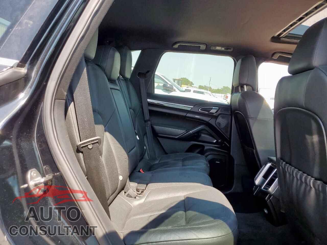 PORSCHE CAYENNE 2012 - WP1AE2A29CLA93894