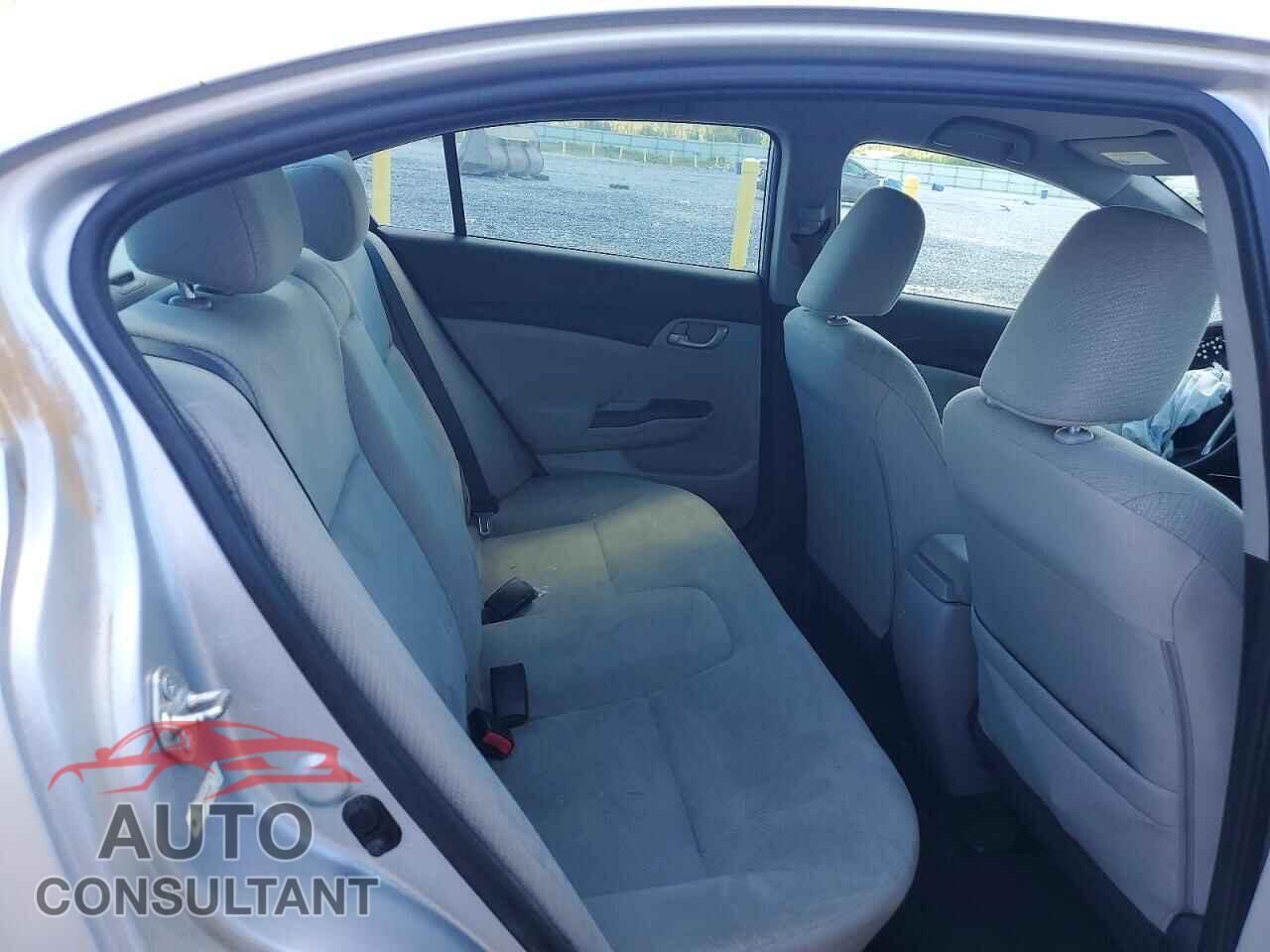 HONDA CIVIC 2013 - 2HGFB2F59DH555910
